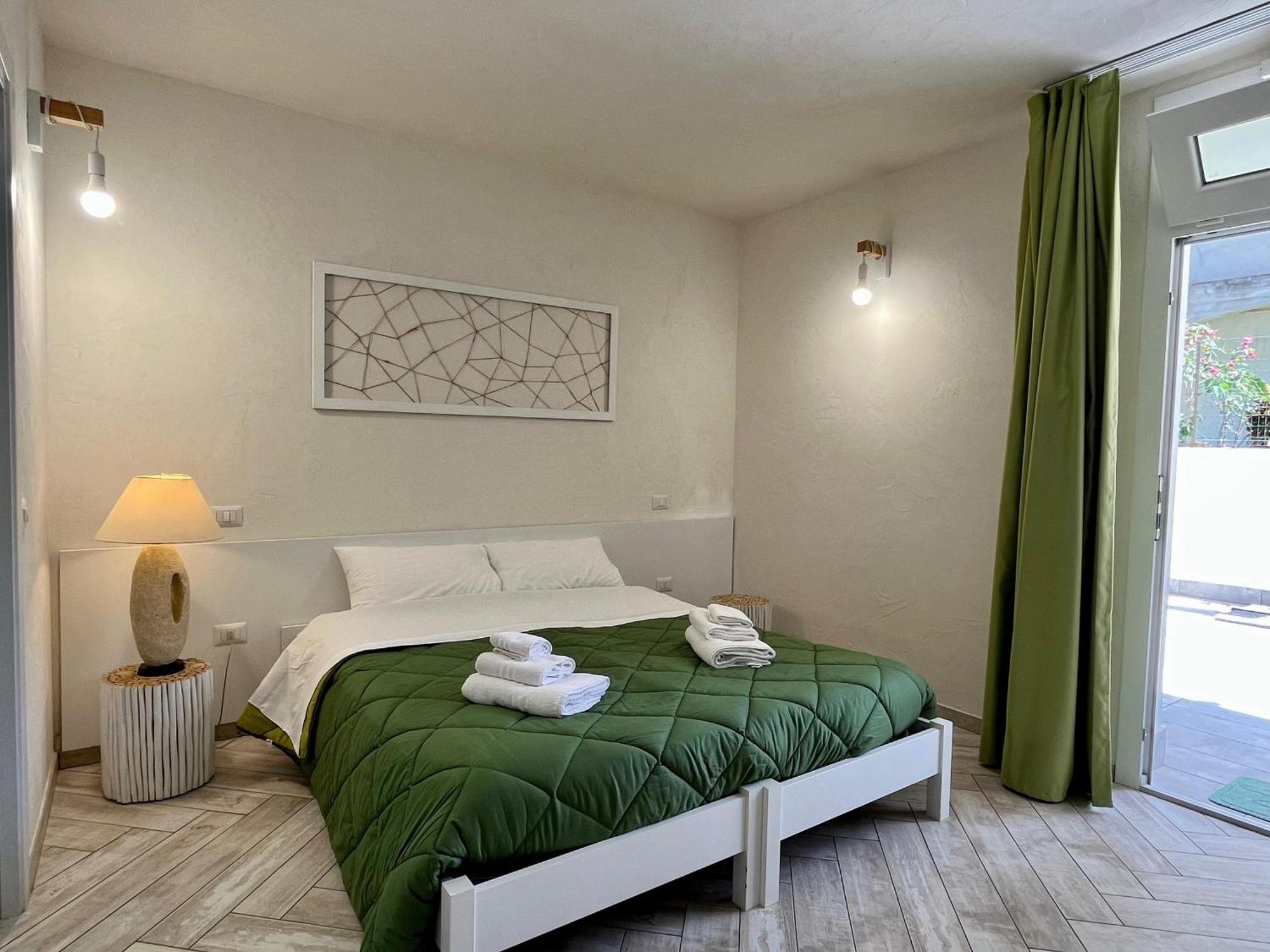 B&B Kamalei Тропеа Екстериор снимка