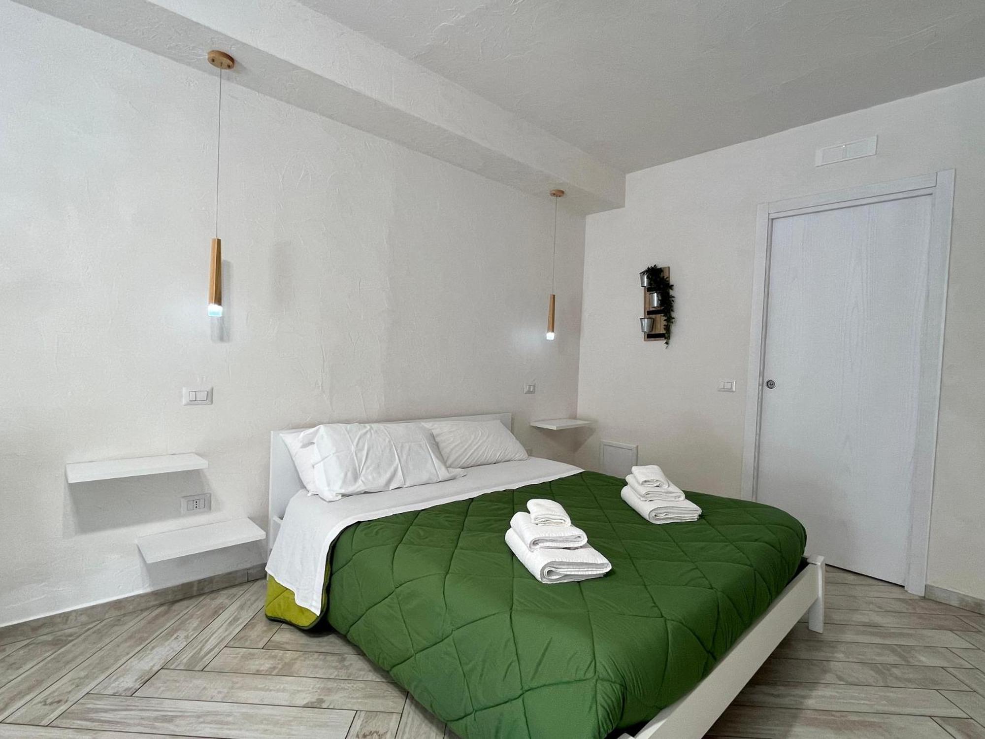 B&B Kamalei Тропеа Екстериор снимка