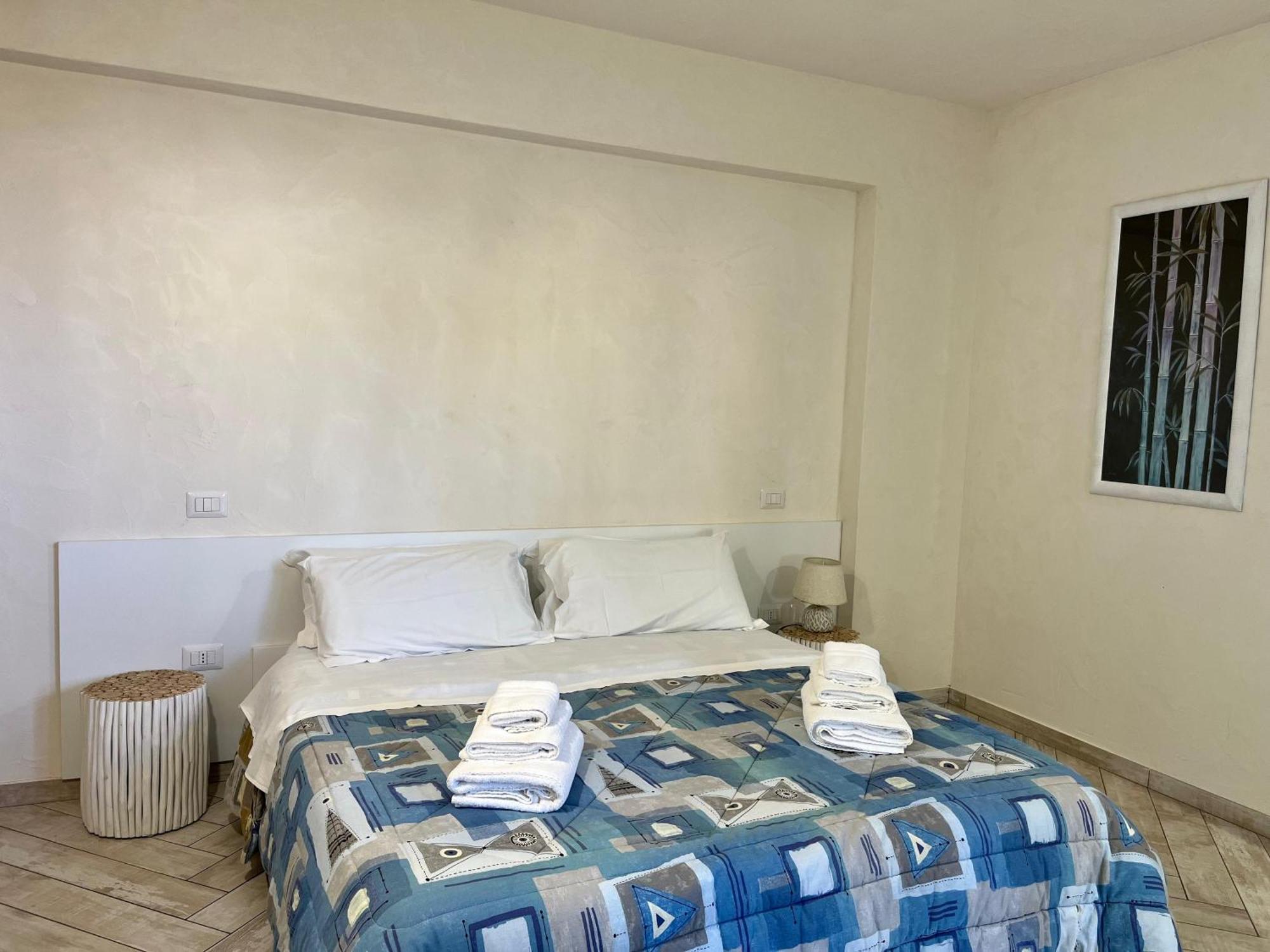 B&B Kamalei Тропеа Екстериор снимка