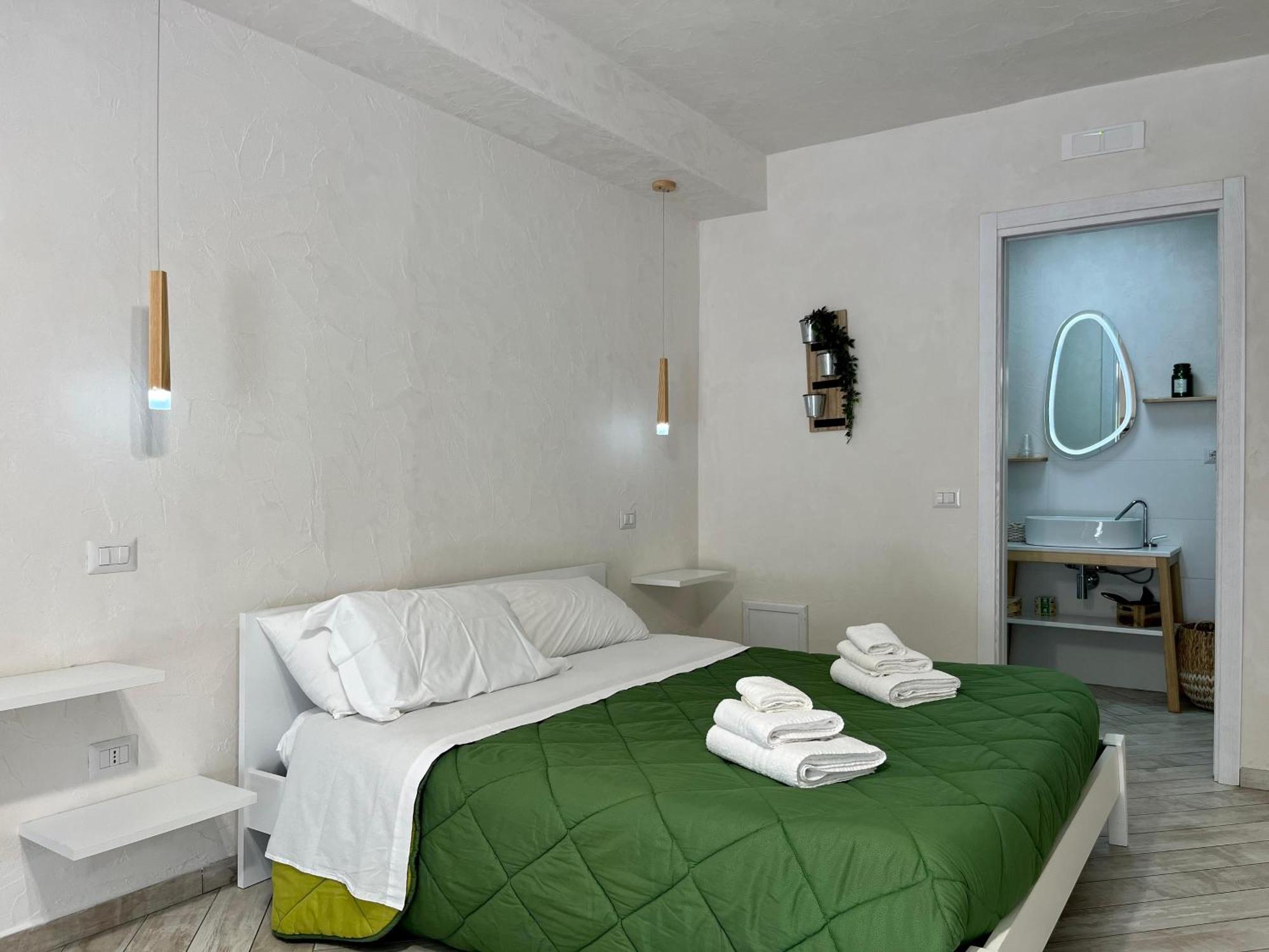 B&B Kamalei Тропеа Екстериор снимка