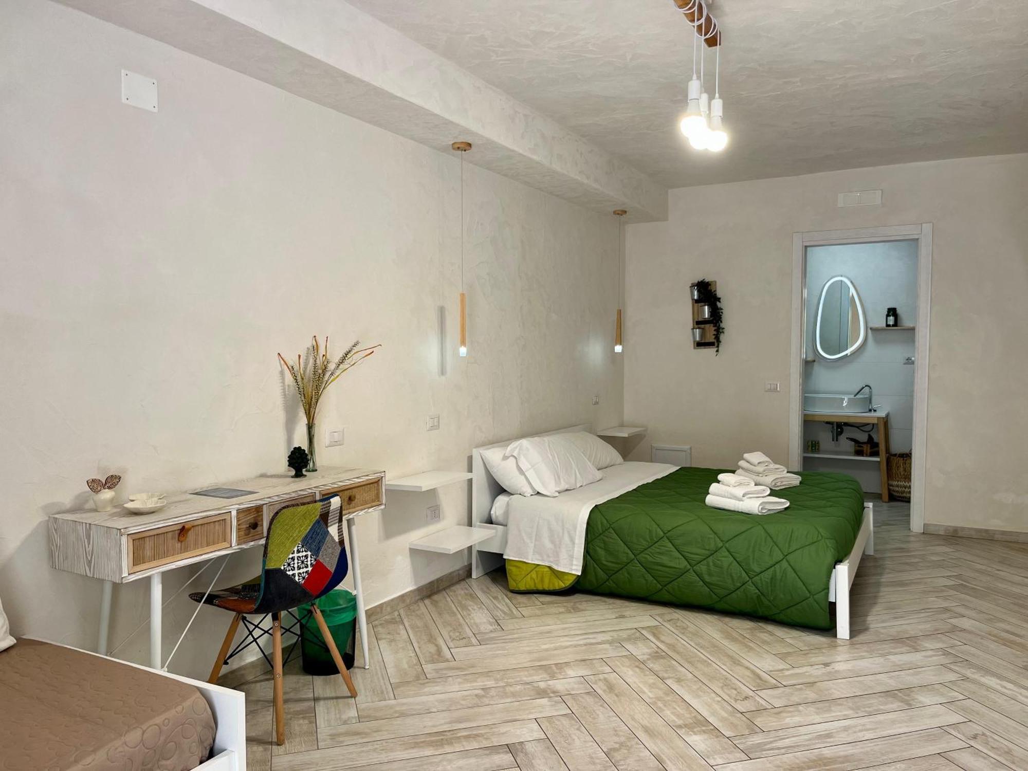 B&B Kamalei Тропеа Екстериор снимка
